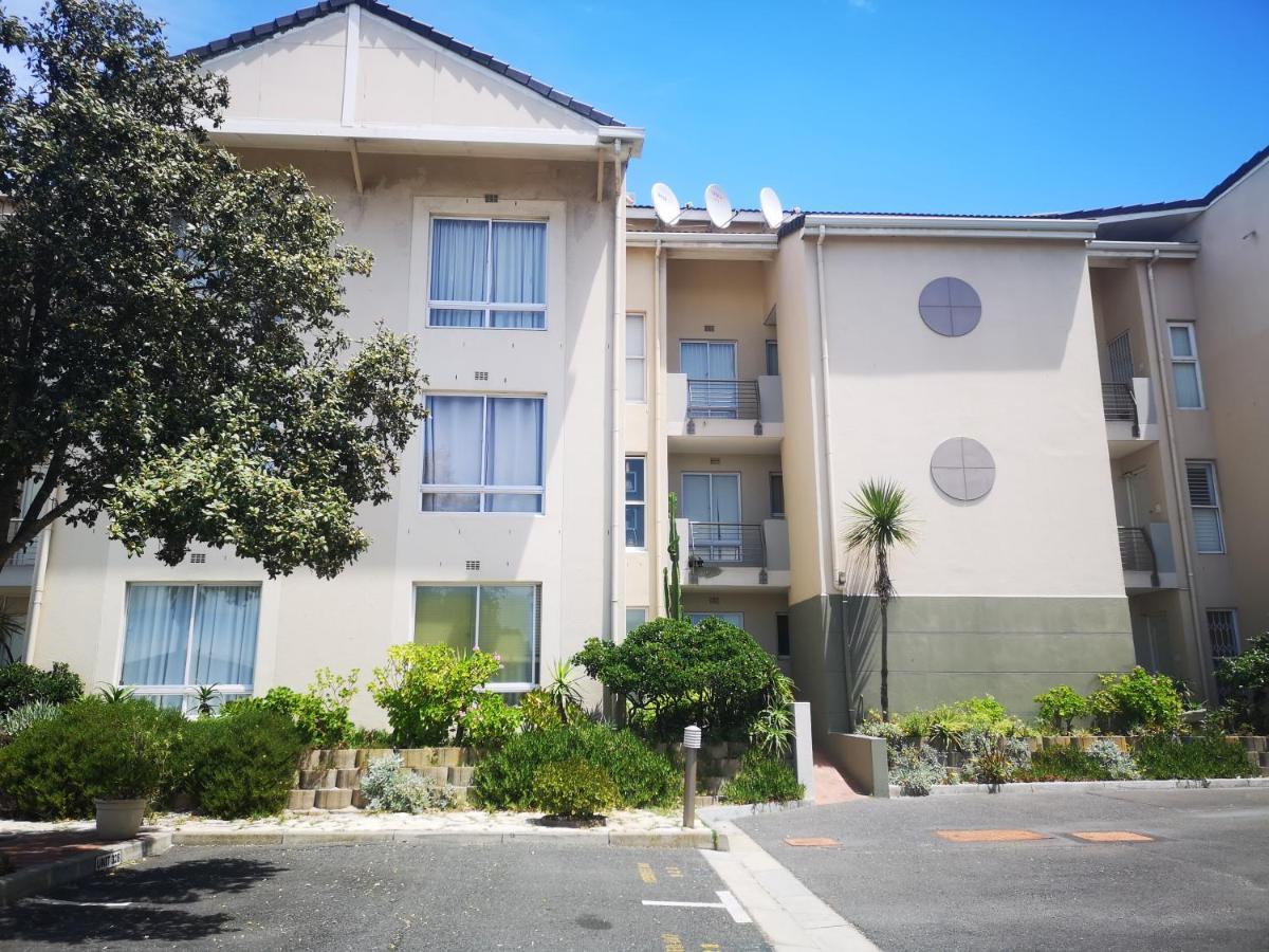 Cape Town Family Beachfront Apartment Leisure Bay Екстер'єр фото
