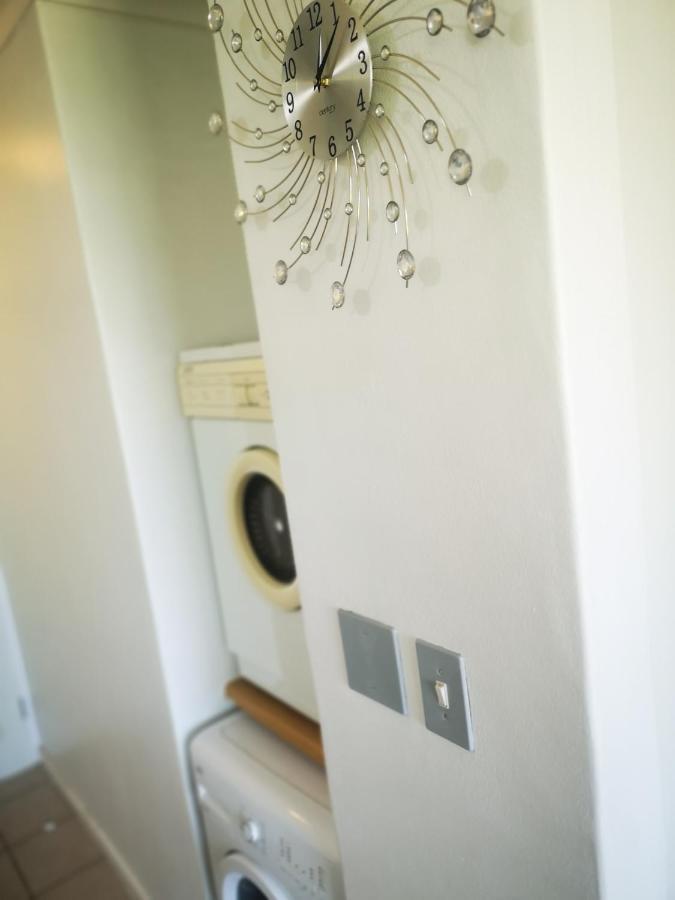 Cape Town Family Beachfront Apartment Leisure Bay Екстер'єр фото